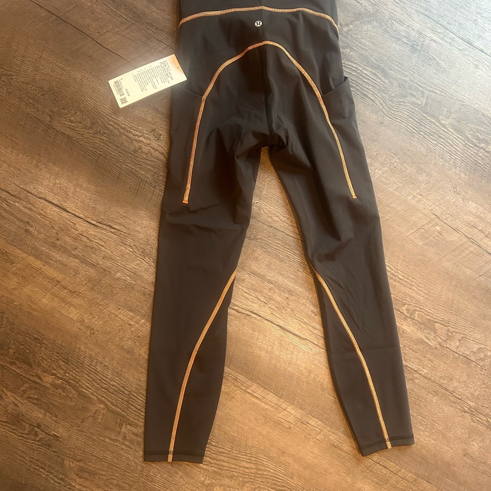 Lululemon Power Thru High-Rise Tight 25" - Size 6